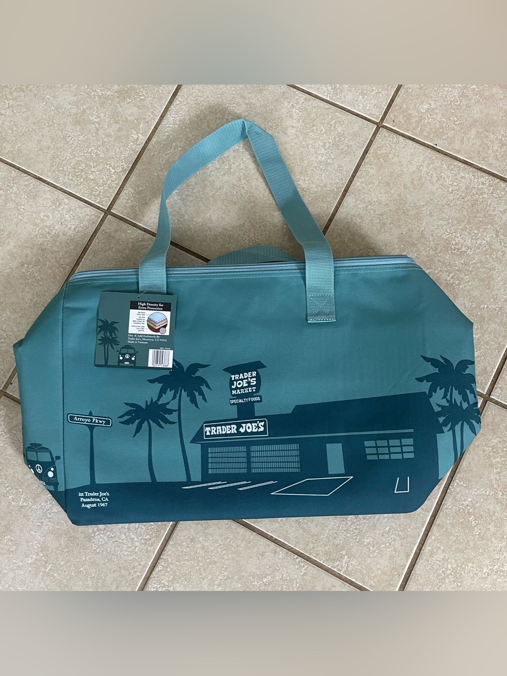 Trader Joe's Large Insulated Tote Cooler Bag Dusty Green 8 Gallons Limited